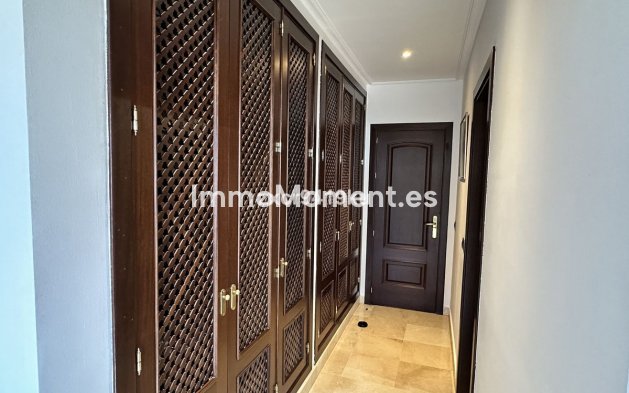 Reventa - Apartamento - Marbella - La Mairena