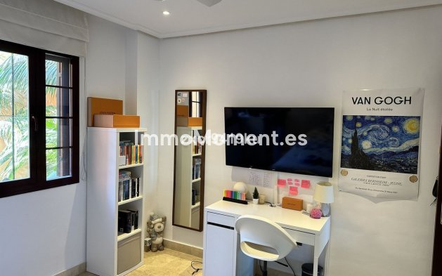 Reventa - Apartamento - Marbella - La Mairena