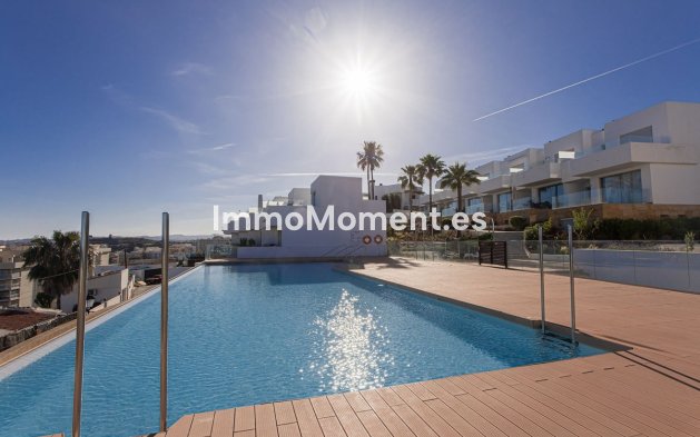 Reventa - Villa independiente - Fuengirola - Higueron