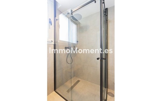 Reventa - Villa independiente - Fuengirola - Higueron