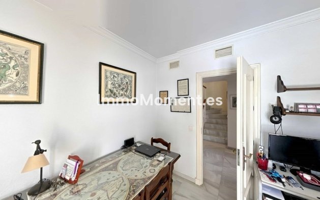 Revente - Villa individuelle - Estepona  - Atalaya