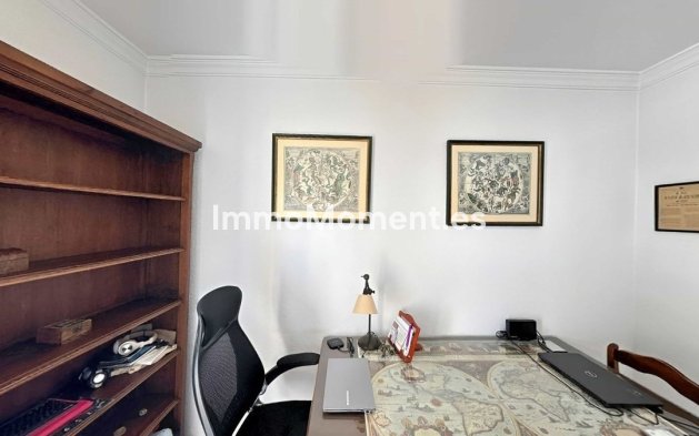 Revente - Villa individuelle - Estepona  - Atalaya