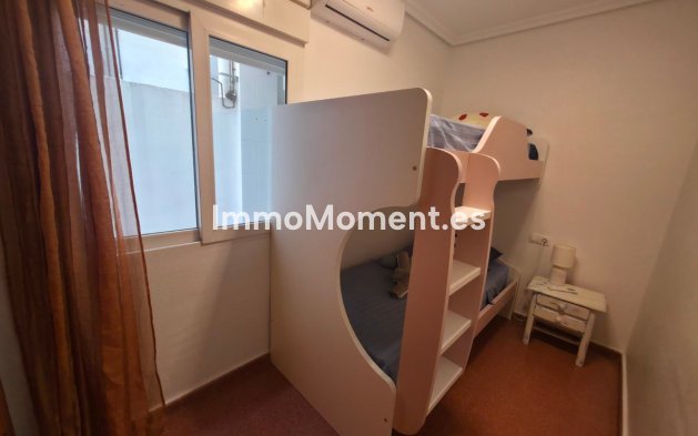 Resale - Apartment - Torrevieja - Torrevieja Centro