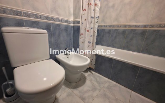 Resale - Apartment - Torrevieja - Torrevieja Centro