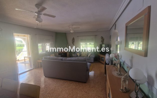 Bestaande woning - Vrijstaande villa - Catral - Catral Centro
