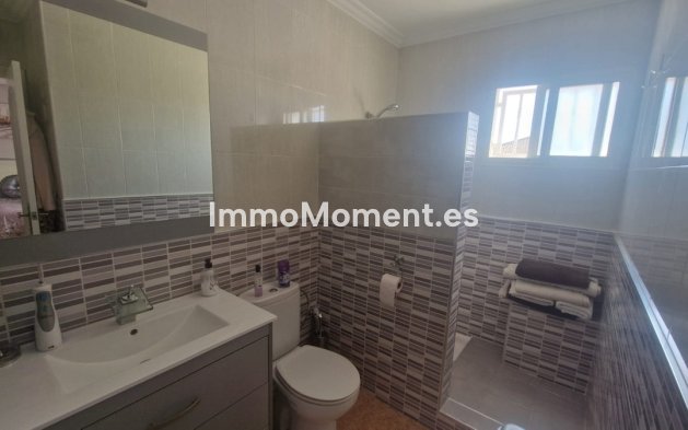 Bestaande woning - Vrijstaande villa - Catral - Catral Centro