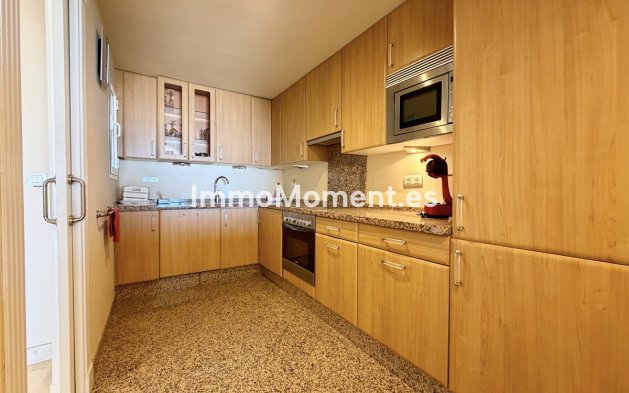 Revente - Appartement - Estepona  - Estepona Centro