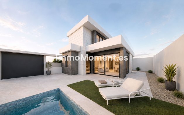 Obra nueva - Villa independiente - Pilar de la Horadada