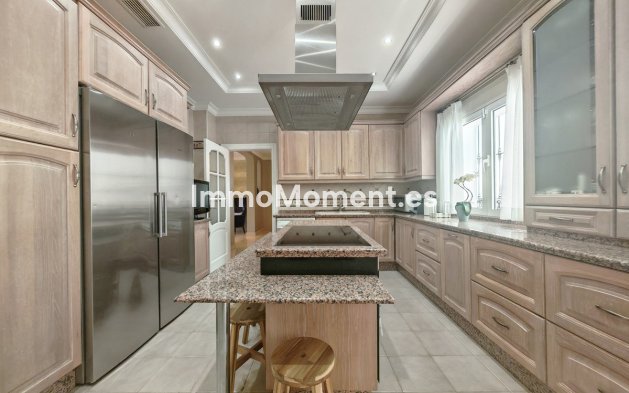 Bestaande woning - Vrijstaande villa - Marbella - Elviria
