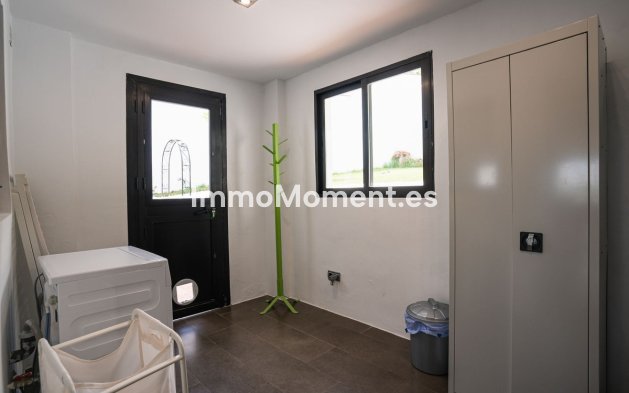 Resale - Detached villa - Inland  - Istán