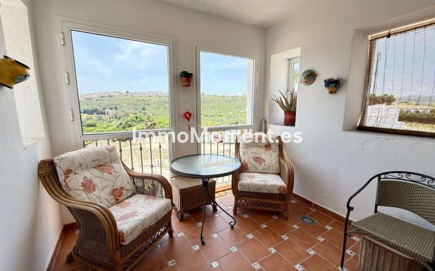 Resale - Apartment - Manilva