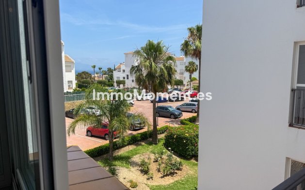 Resale - Apartment - Manilva