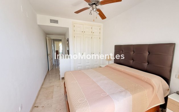 Resale - Apartment - Manilva
