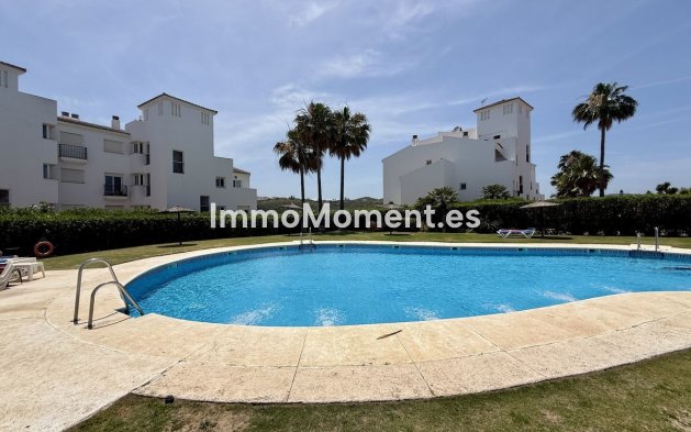 Resale - Apartment - Manilva