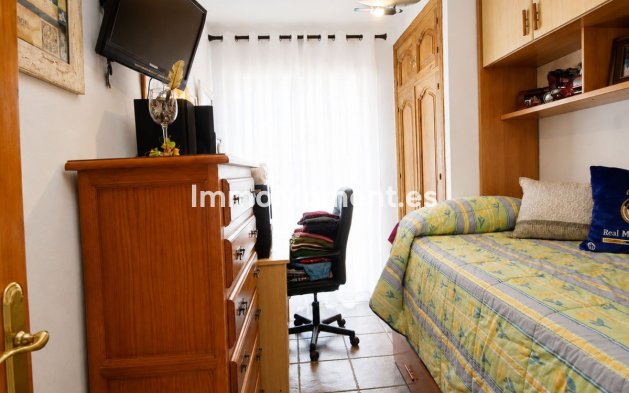 Bestaande woning - Rijtjeshuis - Estepona  - Estepona Centro