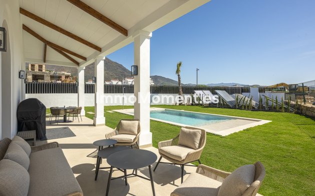 Revente - Villa individuelle - Estepona  - Estepona Centro