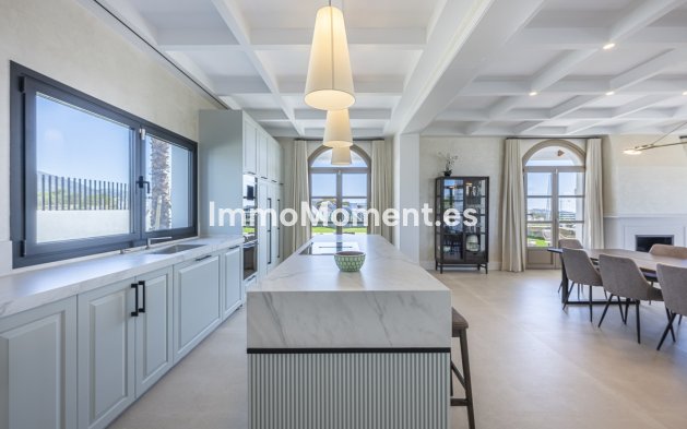 Revente - Villa individuelle - Estepona  - Estepona Centro