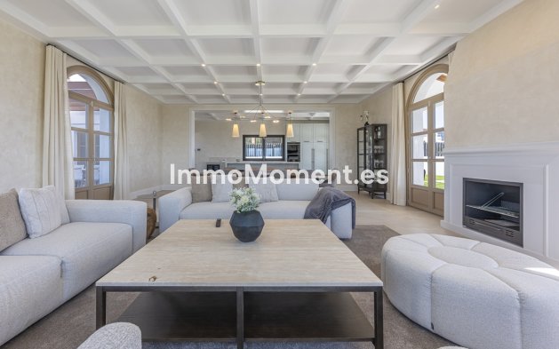 Revente - Villa individuelle - Estepona  - Estepona Centro
