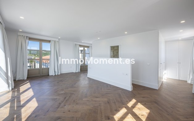Revente - Villa individuelle - Estepona  - Estepona Centro