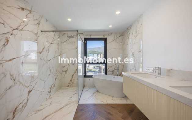 Revente - Villa individuelle - Estepona  - Estepona Centro