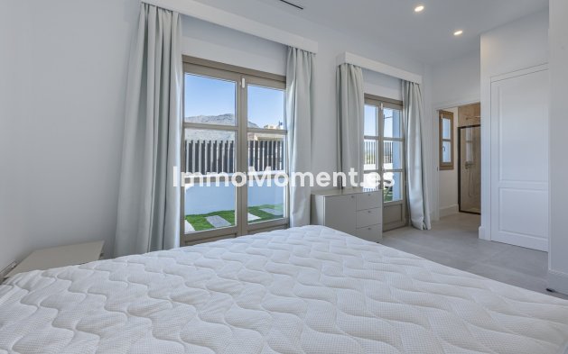 Revente - Villa individuelle - Estepona  - Estepona Centro