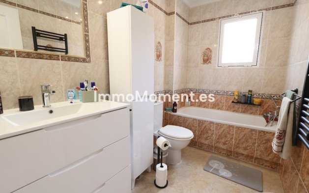 Reventa - Villa independiente - San Miguel de Salinas - San Miguel de Salinas Centro
