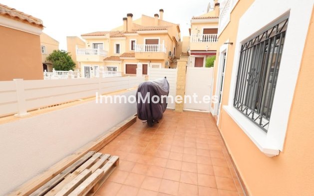 Reventa - Villa independiente - San Miguel de Salinas - San Miguel de Salinas Centro