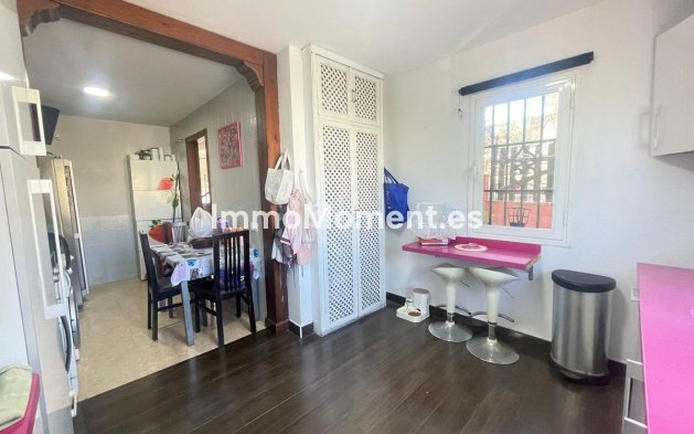 Bestaande woning - Rijtjeshuis - Estepona  - Estepona Centro