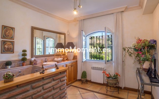 Reventa - Villa independiente - Marbella - Altos de los Monteros
