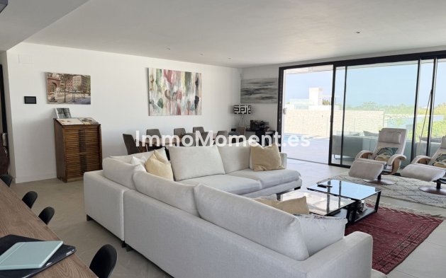 Resale - Apartment - Marbella - Santa Clara