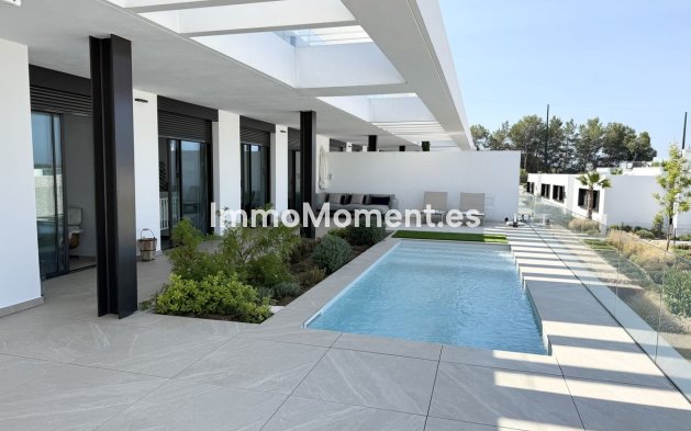 Resale - Apartment - Marbella - Santa Clara
