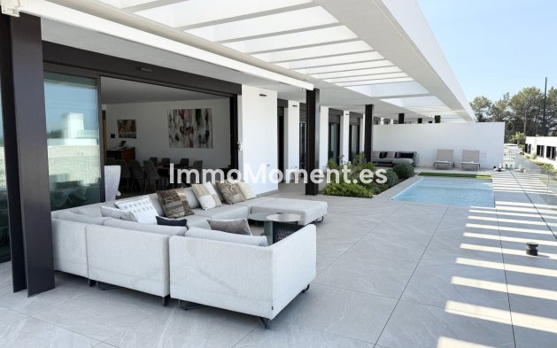 Resale - Apartment - Marbella - Santa Clara