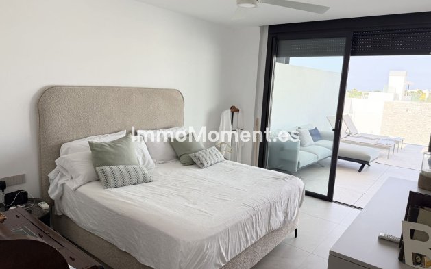 Resale - Apartment - Marbella - Santa Clara