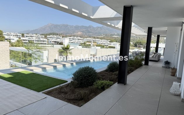 Resale - Apartment - Marbella - Santa Clara