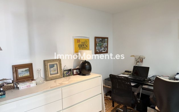 Resale - Apartment - Marbella - Santa Clara