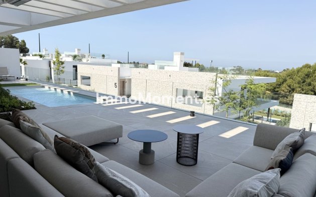 Resale - Apartment - Marbella - Santa Clara