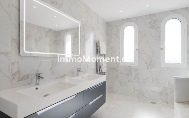 Reventa - Villa independiente - Mijas - Valtocado