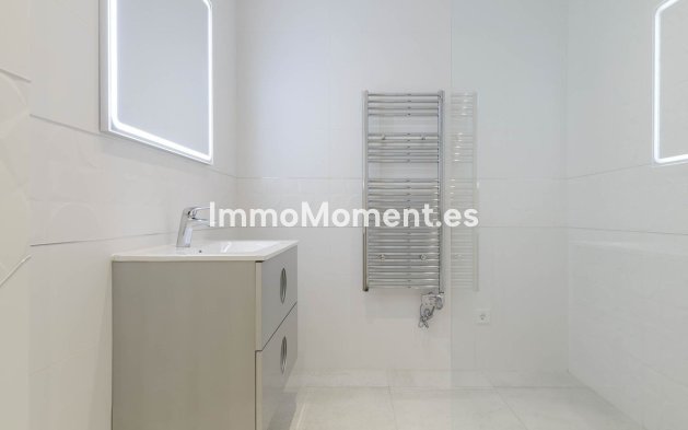 Reventa - Villa independiente - Mijas - Valtocado