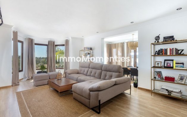 Wiederverkauf - Freistehende Villa - Estepona  - Estepona Centro