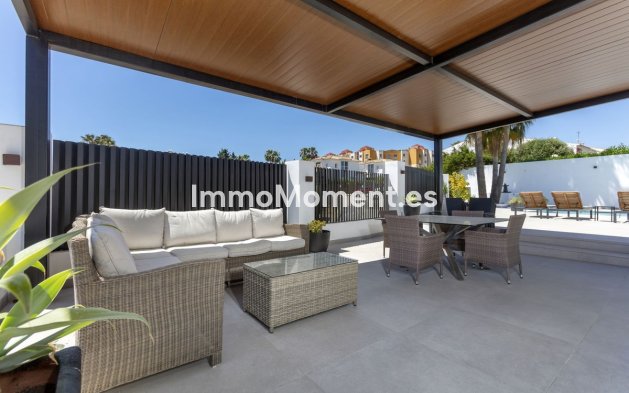 Wiederverkauf - Freistehende Villa - Estepona  - Estepona Centro