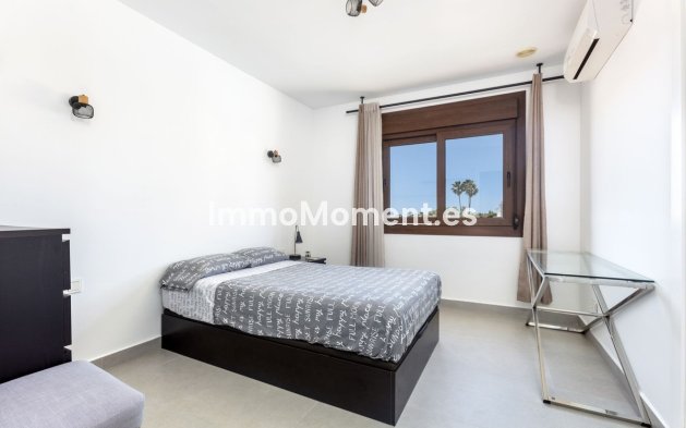Wiederverkauf - Freistehende Villa - Estepona  - Estepona Centro