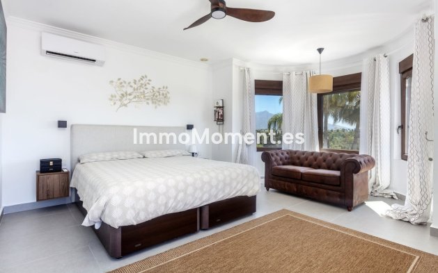 Wiederverkauf - Freistehende Villa - Estepona  - Estepona Centro