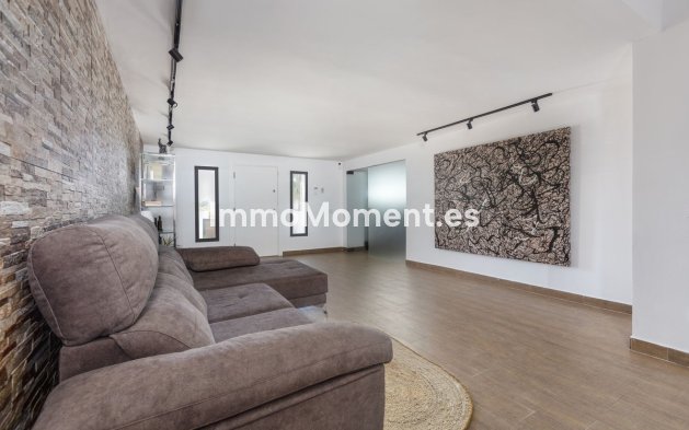 Wiederverkauf - Freistehende Villa - Estepona  - Estepona Centro