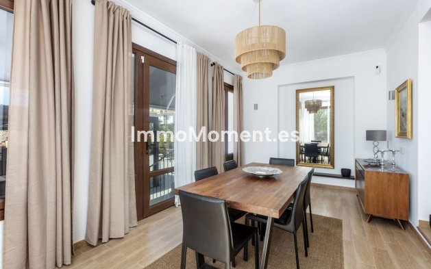 Wiederverkauf - Freistehende Villa - Estepona  - Estepona Centro