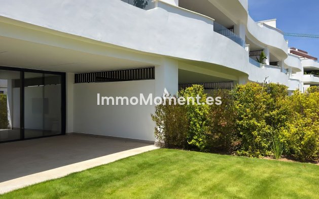Resale - Apartment - Estepona - Cancelada