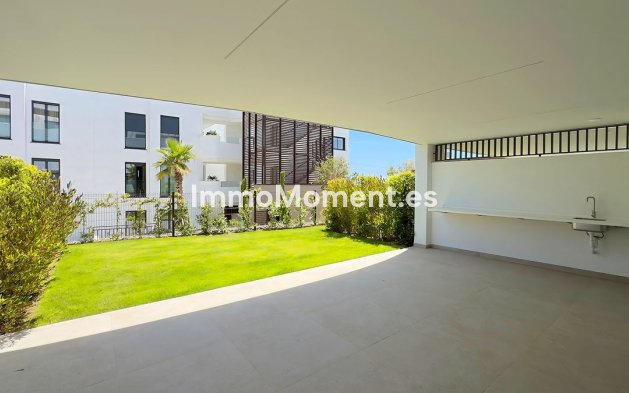 Resale - Apartment - Estepona - Cancelada