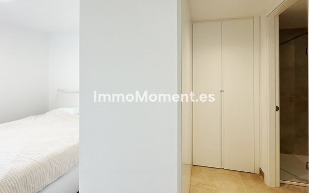 Resale - Apartment - Estepona - Cancelada