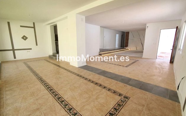 Reventa - Villa independiente - Fuengirola - Fuengirola Centro