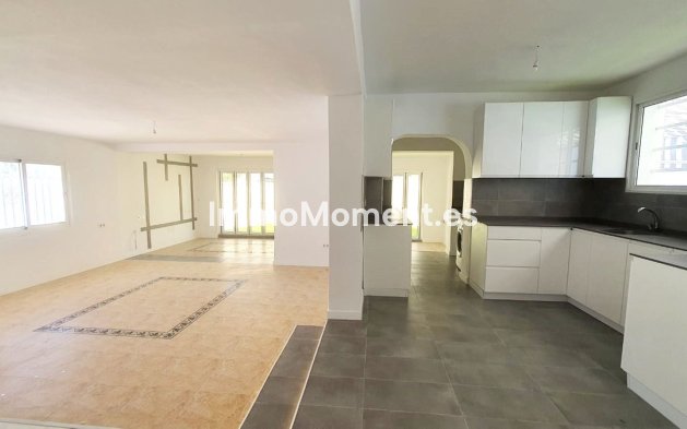 Reventa - Villa independiente - Fuengirola - Fuengirola Centro
