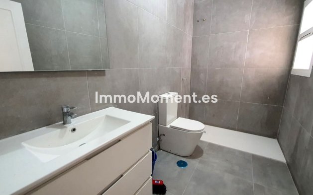 Reventa - Villa independiente - Fuengirola - Fuengirola Centro